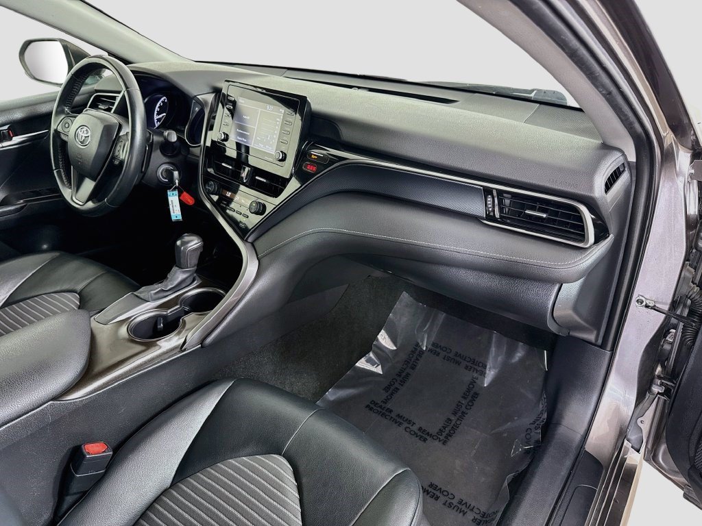 Used 2021 Toyota Camry SE FWD image 28