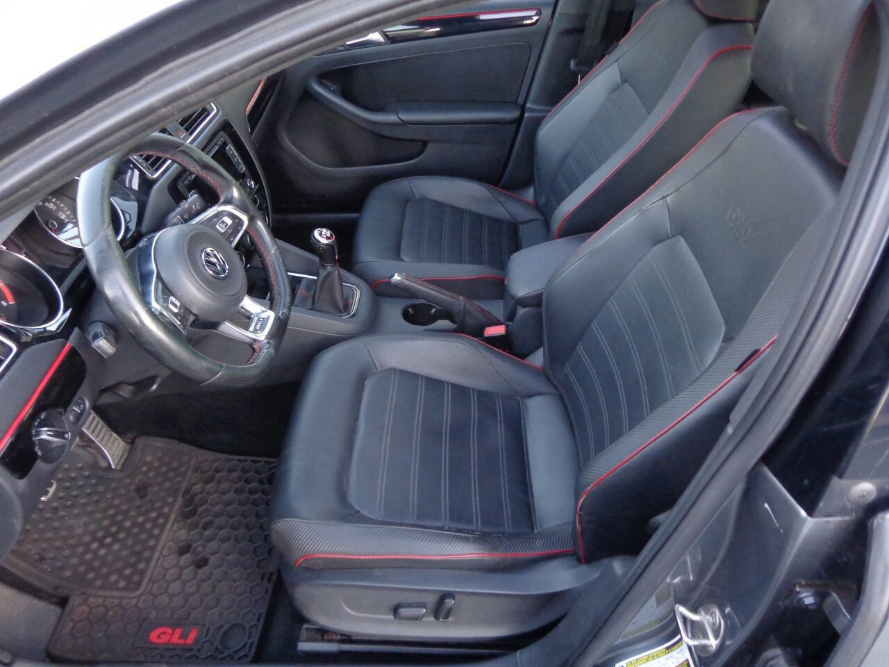 Used 2015 Volkswagen Jetta GLI SEL FWD image 9