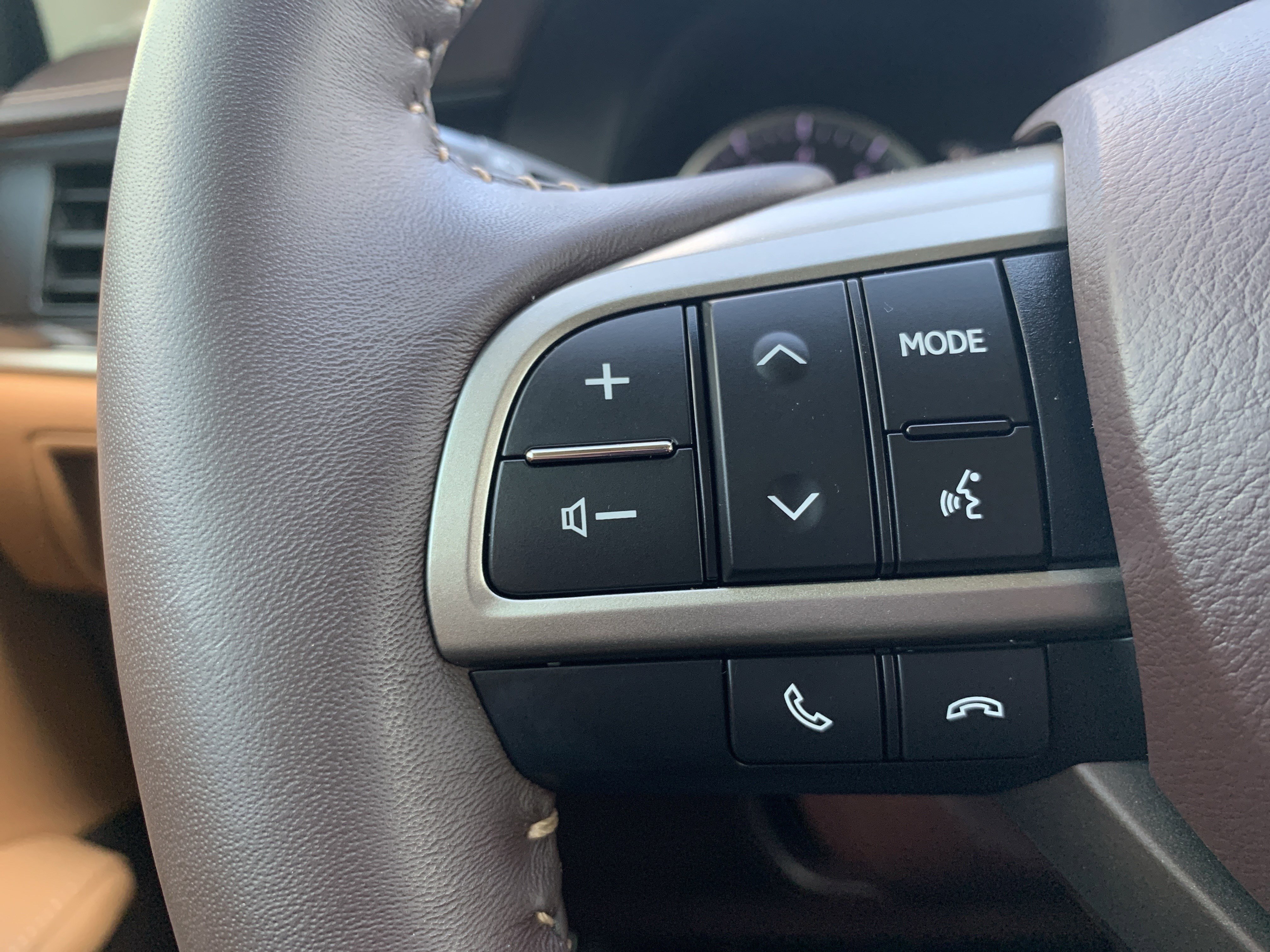Used 2018 Lexus ES 350 w/ Luxury Package w/Wood Trim FWD image 24