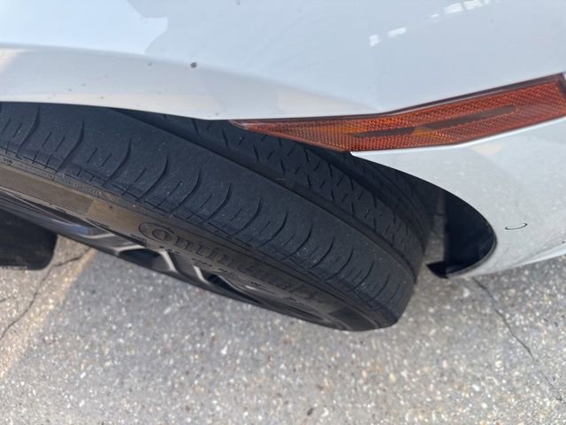 Used 2023 Porsche Taycan image 14