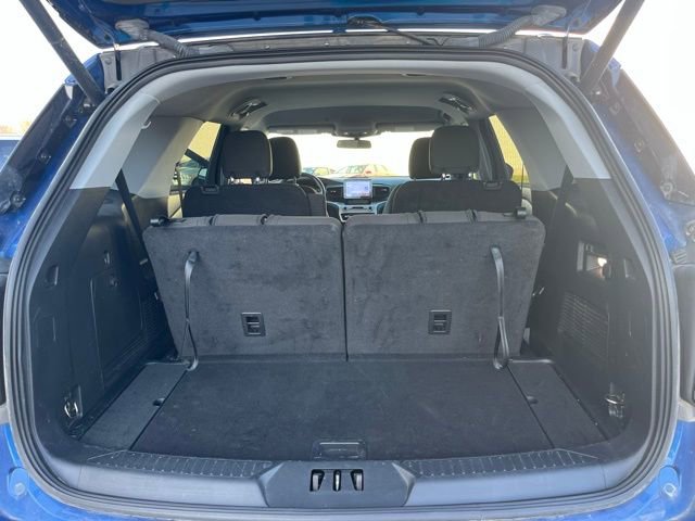 Used 2022 Ford Explorer XLT image 29