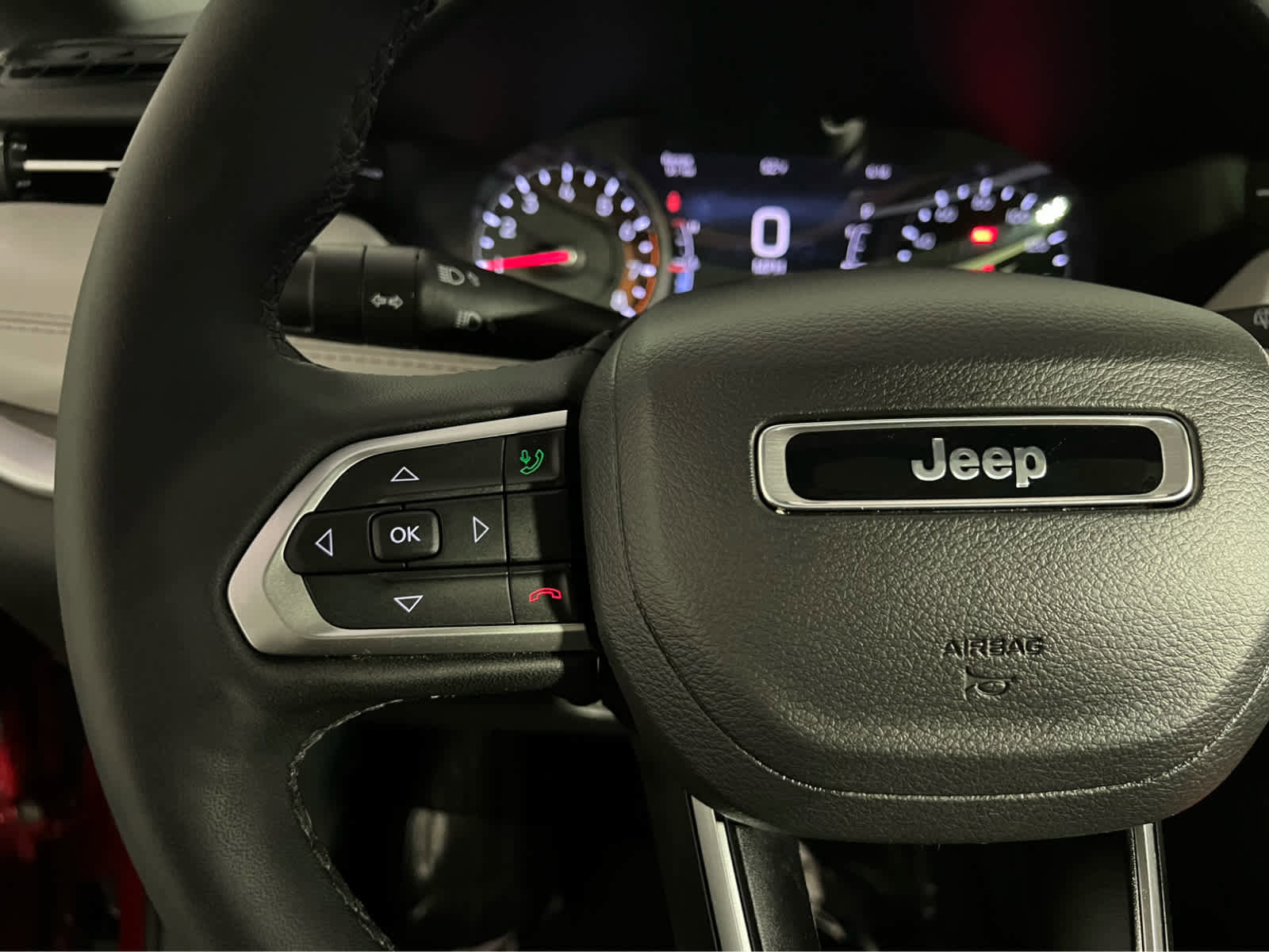 Used 2025 Jeep Compass Limited w/ Sun & Sound Group image 19