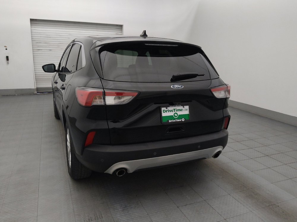 Used 2020 Ford Escape SE image 6