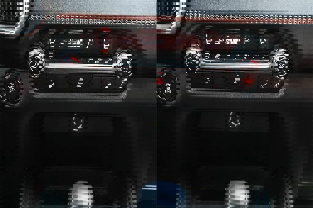 Used 2023 MAZDA CX-50 Meridian Edition w/ Cargo Package image 13