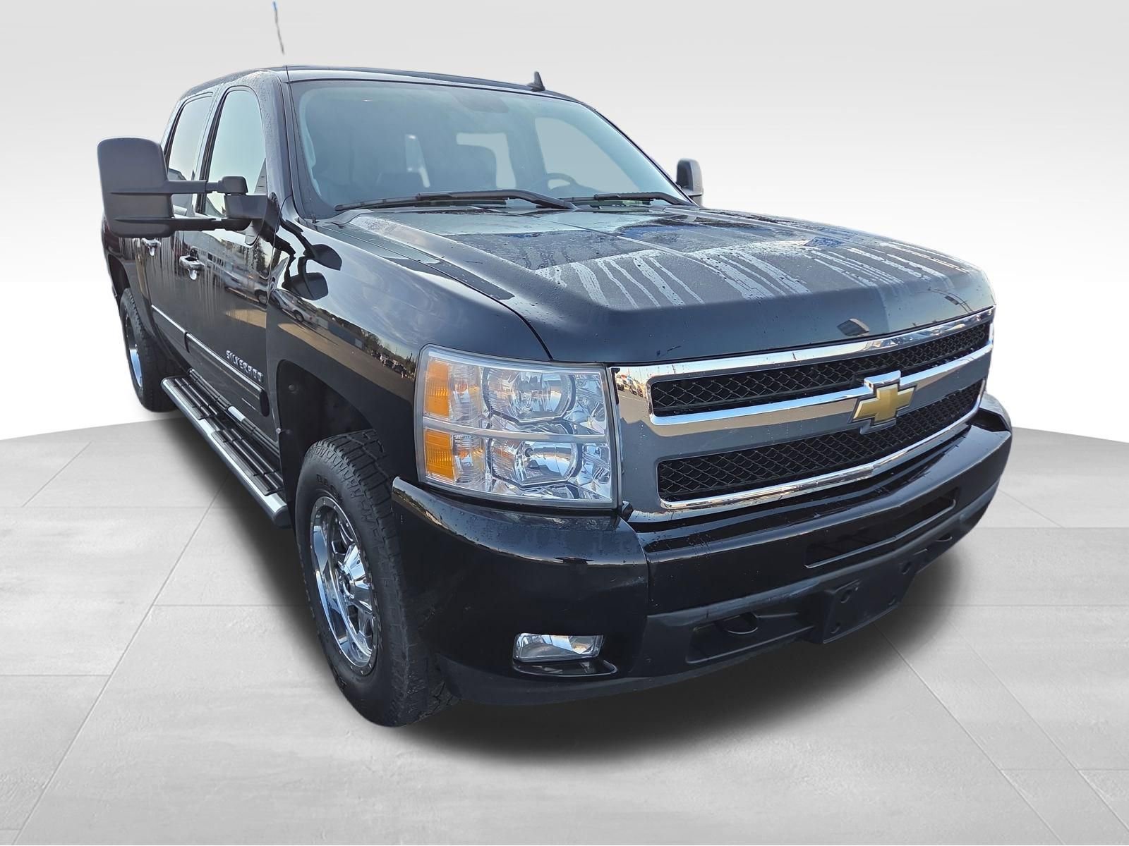 Used 2011 Chevrolet Silverado 1500 LTZ w/ Max Trailering Pack