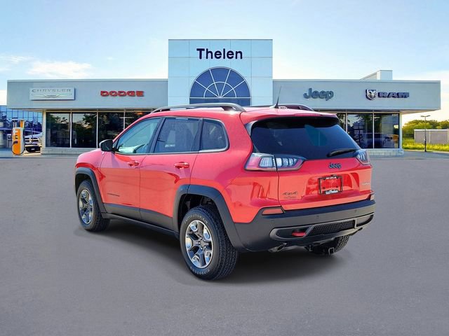 Used 2019 Jeep Cherokee Trailhawk w/ Cold Weather Group AWD/4WD image 3