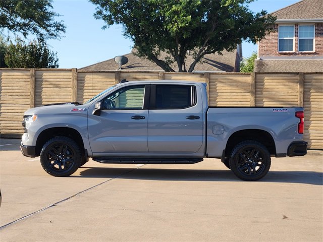 Used 2024 Chevrolet Silverado 1500 LT Trail Boss w/ Convenience Package II AWD/4WD image 12