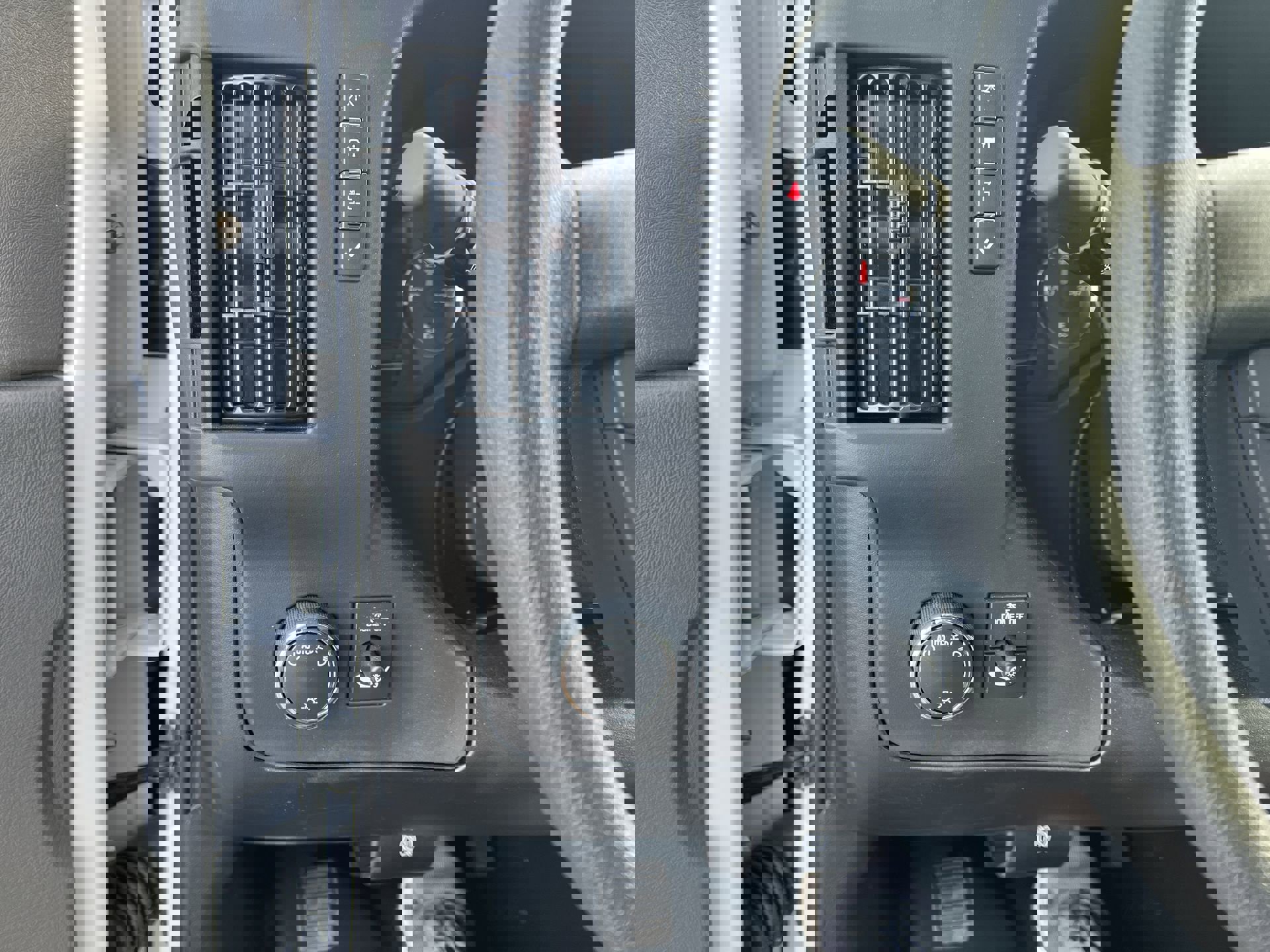 New 2025 GMC Savana 3500 w/ Power Convenience Package image 48