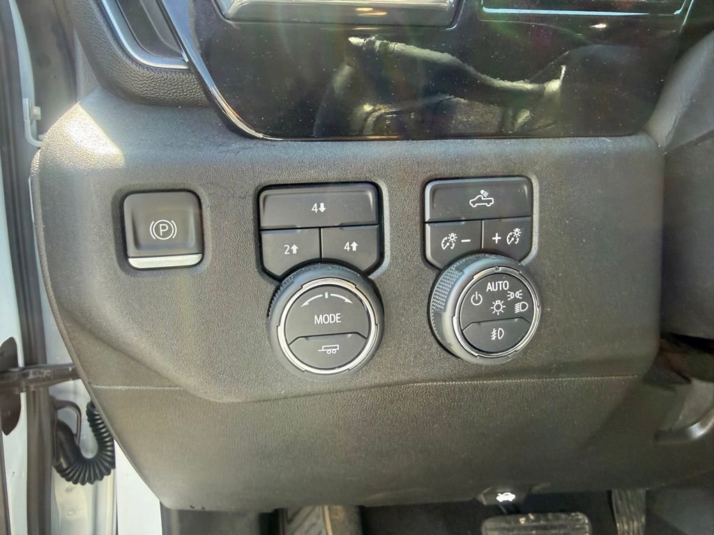 Used 2024 Chevrolet Silverado 3500 LT w/ Convenience Package AWD/4WD image 14