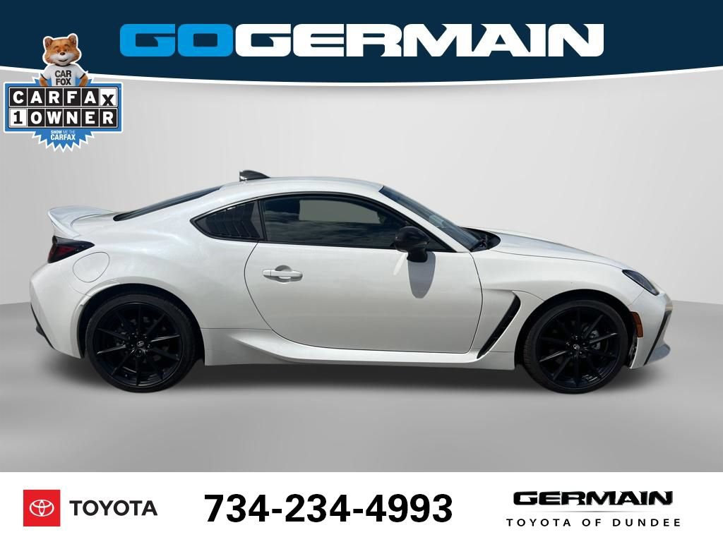 Used 2024 Toyota GR86 Premium RWD image 6