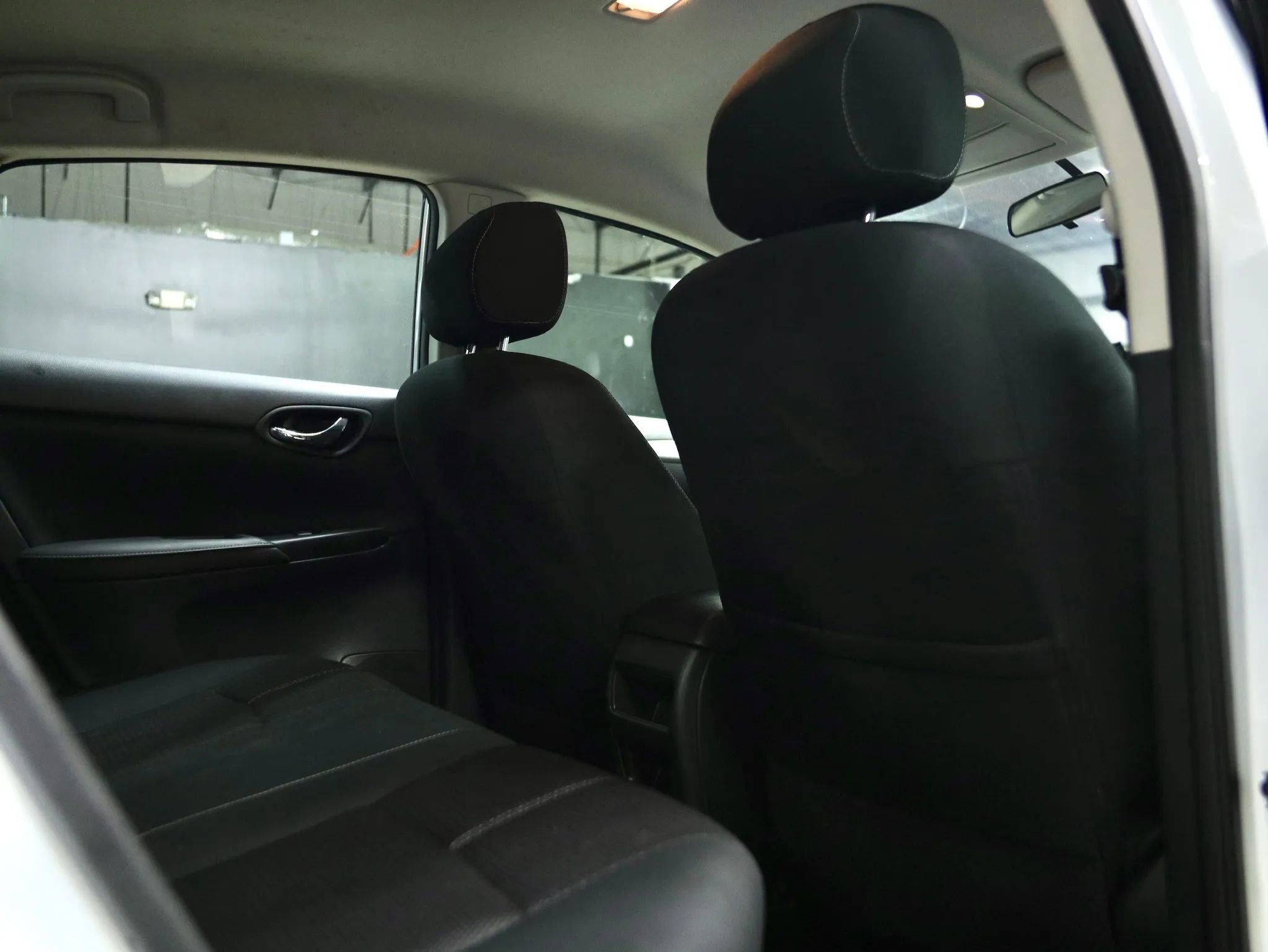 Used 2018 Nissan Sentra S image 30