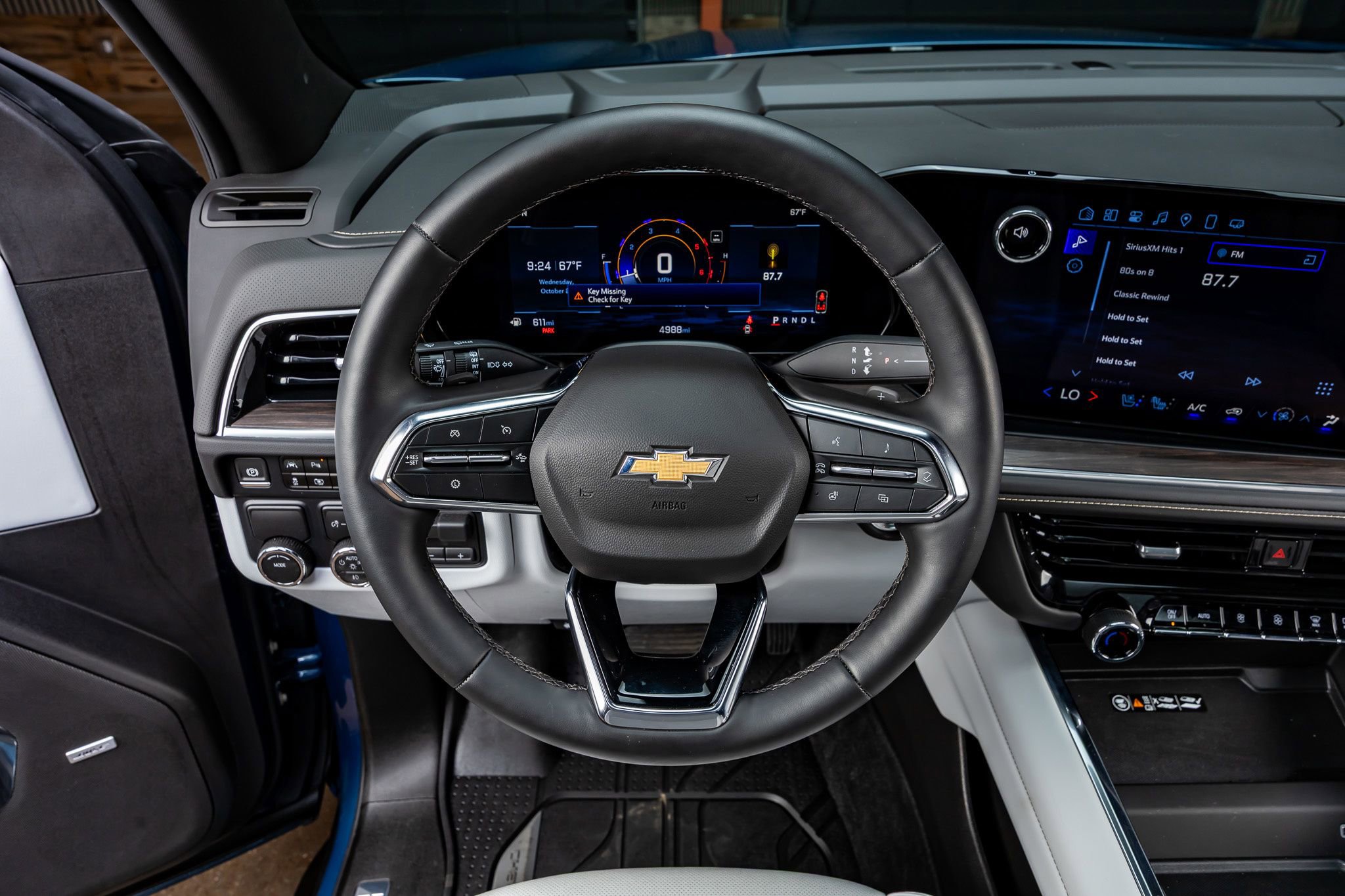 Used 2025 Chevrolet Suburban Premier w/ Sun And Tow Package image 15