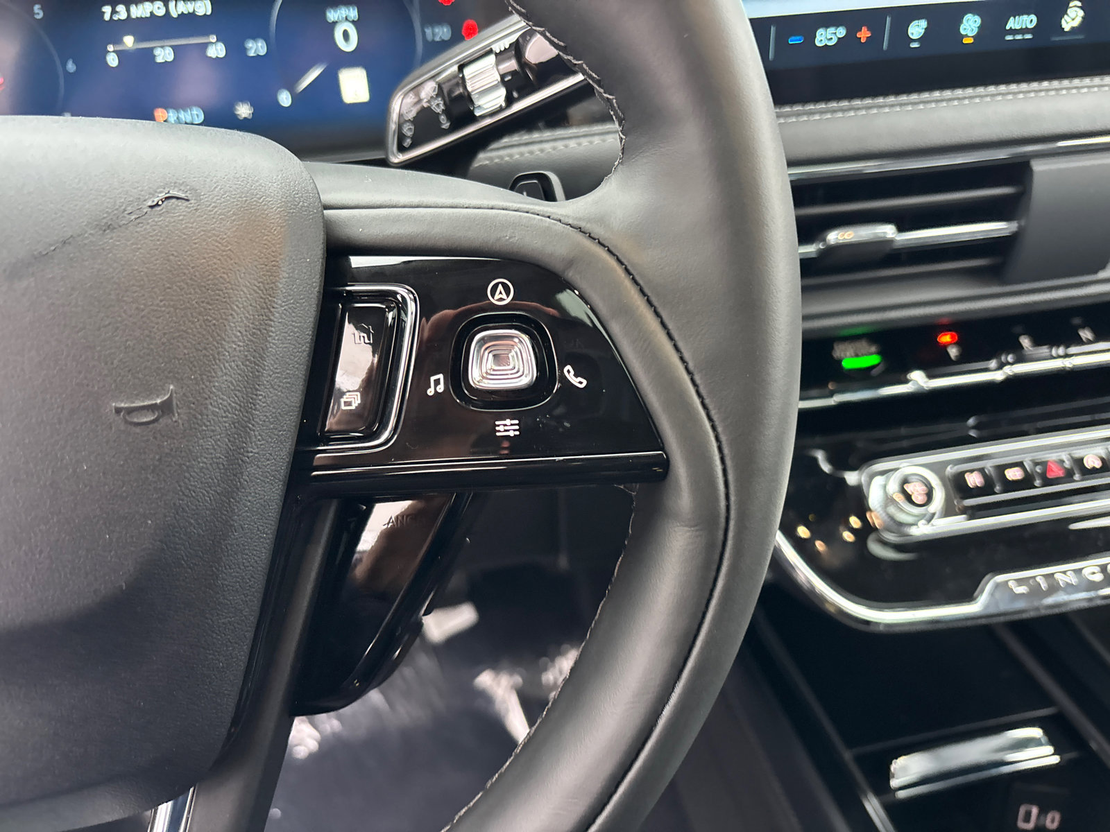 New 2026 Lincoln Corsair Reserve image 18