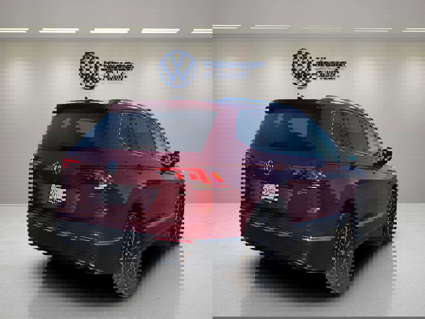 Certified 2020 Volkswagen Tiguan SEL image 5