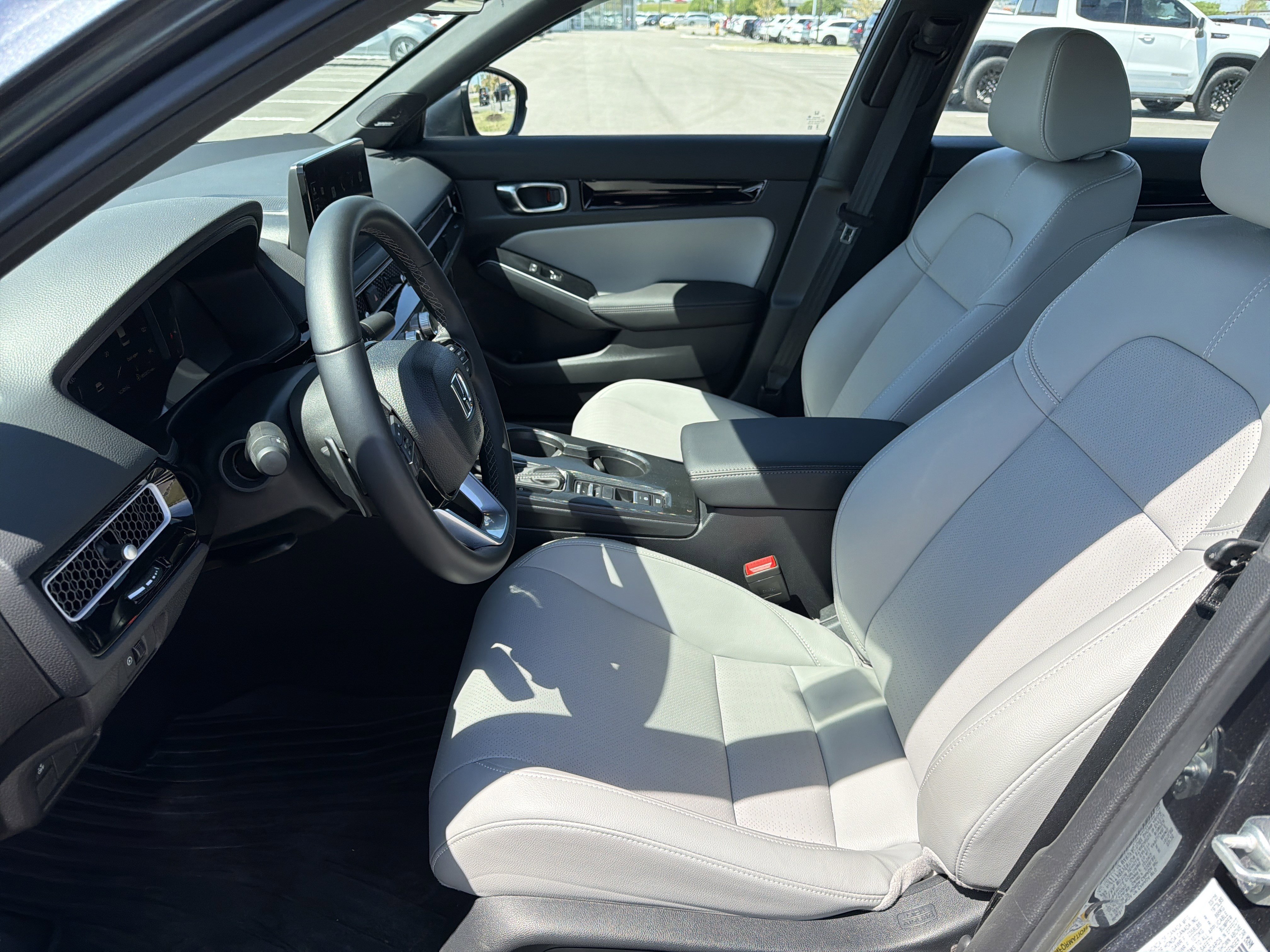 Certified 2025 Honda Civic Sport Touring image 9