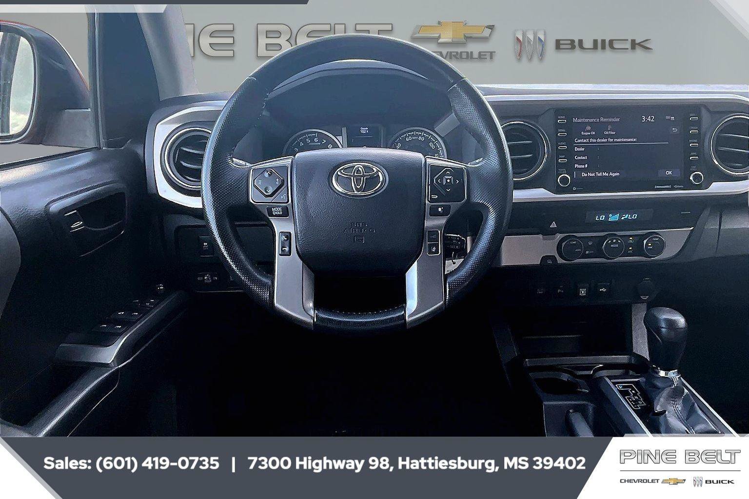 Used 2022 Toyota Tacoma SR5 RWD image 6