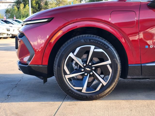 Certified 2024 Chevrolet Equinox EV LT FWD image 9