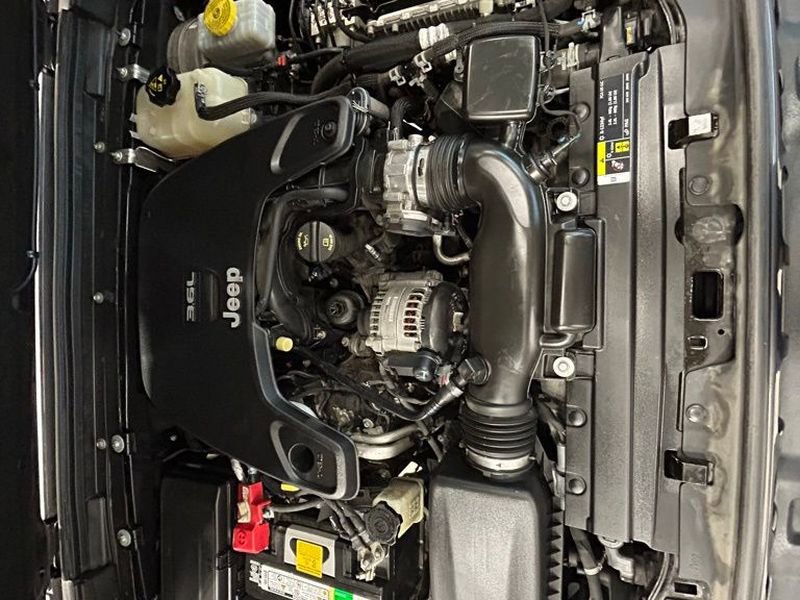 Used 2018 Jeep Wrangler Unlimited Sport S image 54