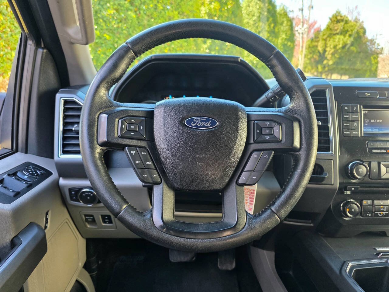 Used 2015 Ford F150 XLT w/ Equipment Group 301A Mid image 22