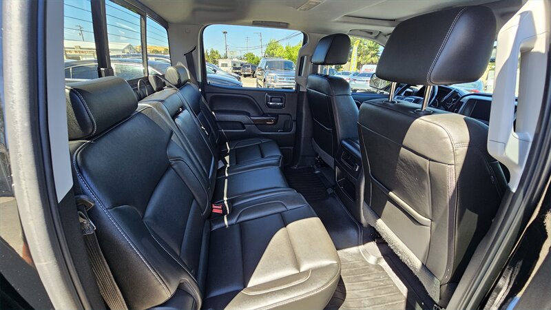 Used 2018 GMC Sierra 1500 SLT AWD/4WD image 6