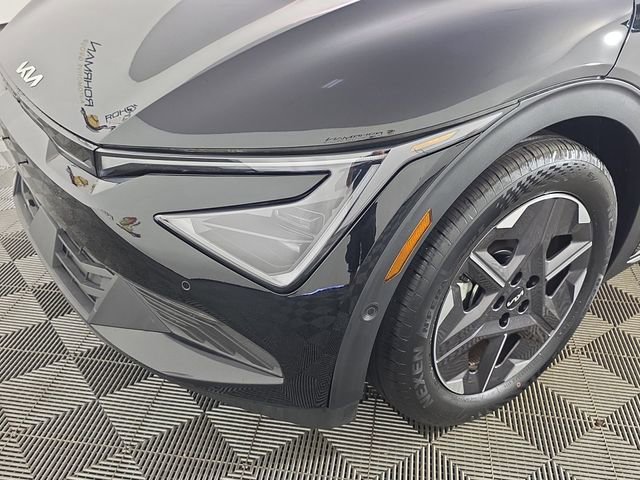 New 2025 Kia EV6 Light w/ Light LR Technology Package AWD/4WD image 48