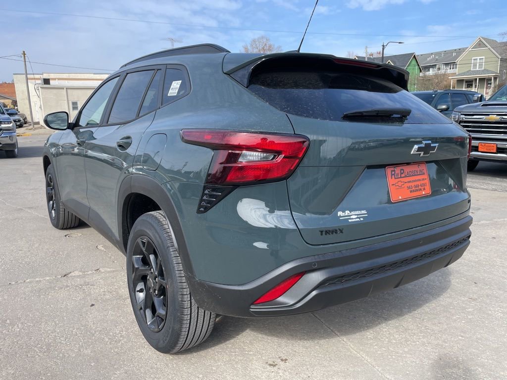 New 2026 Chevrolet Trax LT w/ Driver Confidence Package FWD image 11