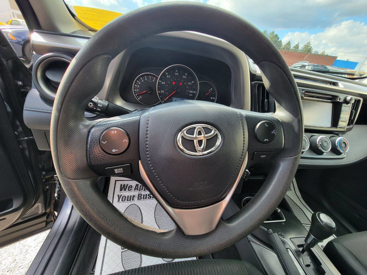 Used 2016 Toyota RAV4 LE AWD/4WD image 14