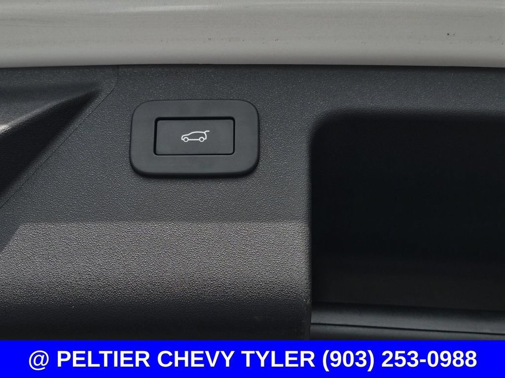 Used 2025 Land Rover Discovery Sport Dynamic SE AWD/4WD image 9