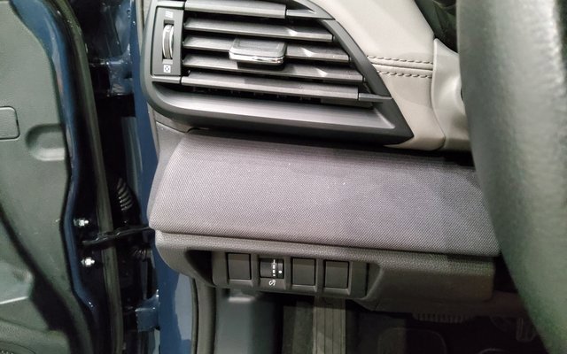 Used 2024 Subaru Outback Premium image 31