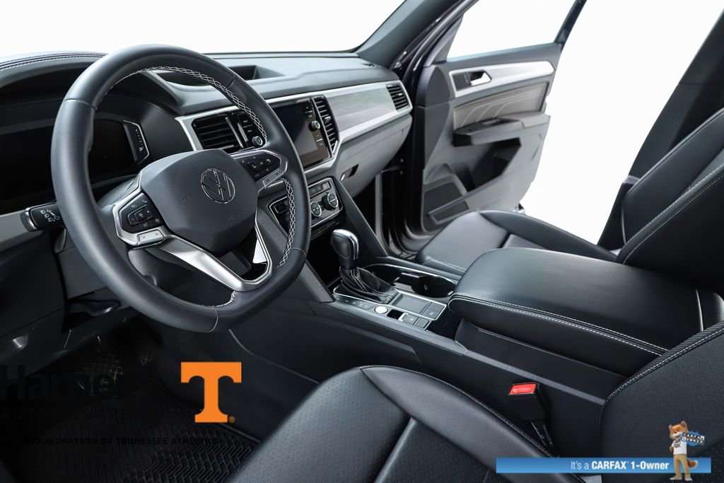 Used 2023 Volkswagen Atlas Cross Sport SE FWD image 19