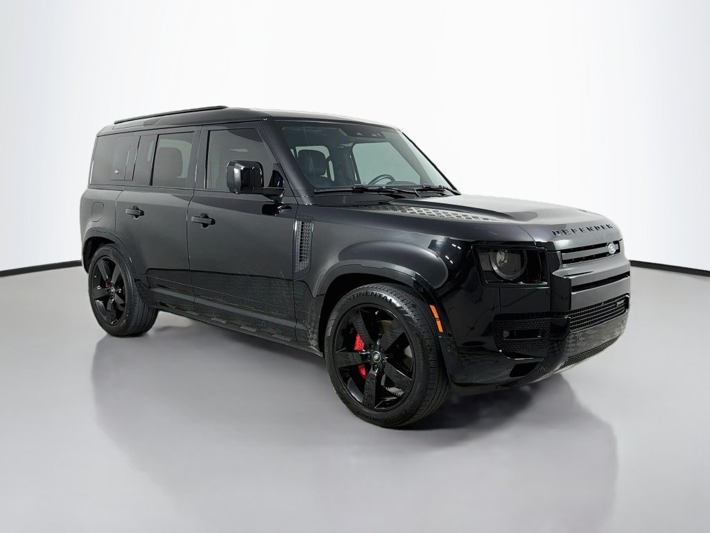 Certified 2023 Land Rover Defender 110 X-Dynamic SE AWD/4WD image 3