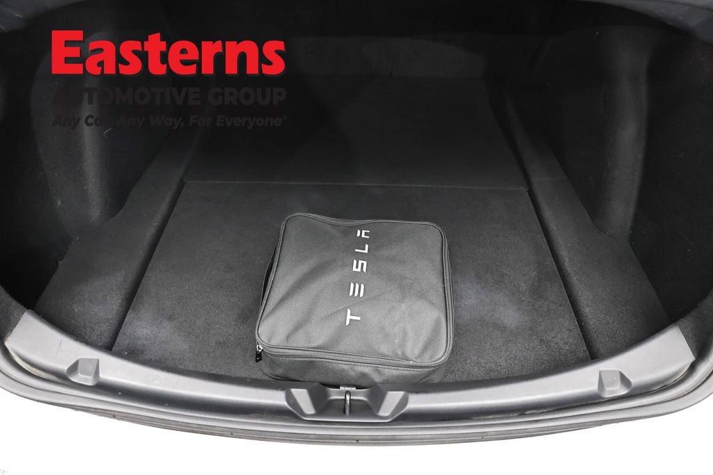 Used 2023 Tesla Model 3 Standard Range RWD image 9