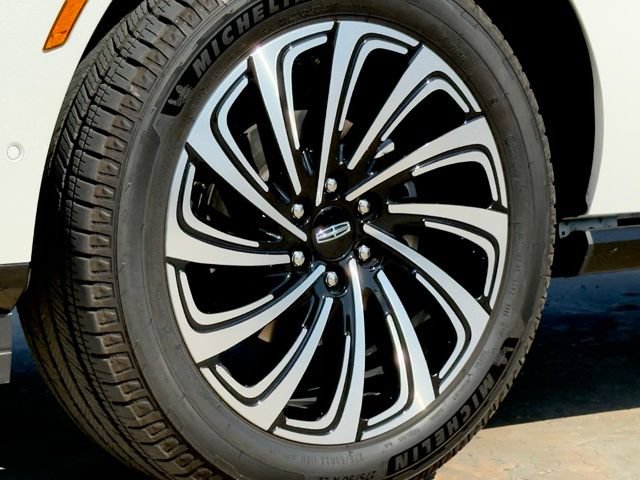 Used 2025 Lincoln Navigator L Black Label AWD/4WD image 10