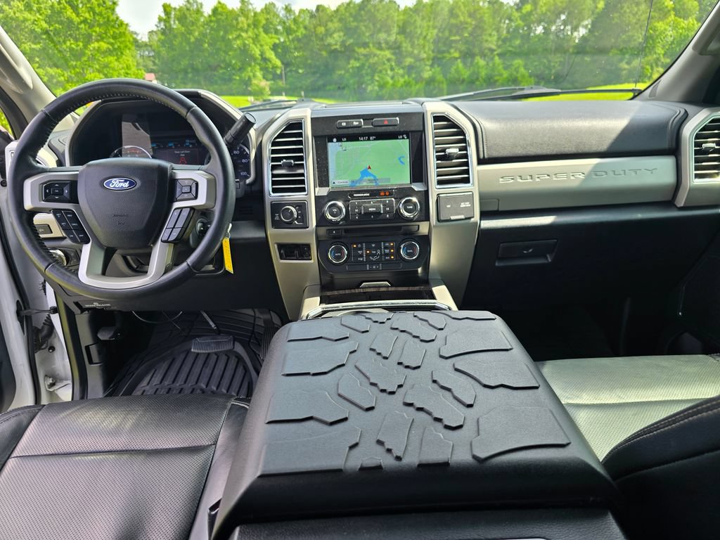 Used 2017 Ford F250 Lariat w/ Chrome Package AWD/4WD image 3