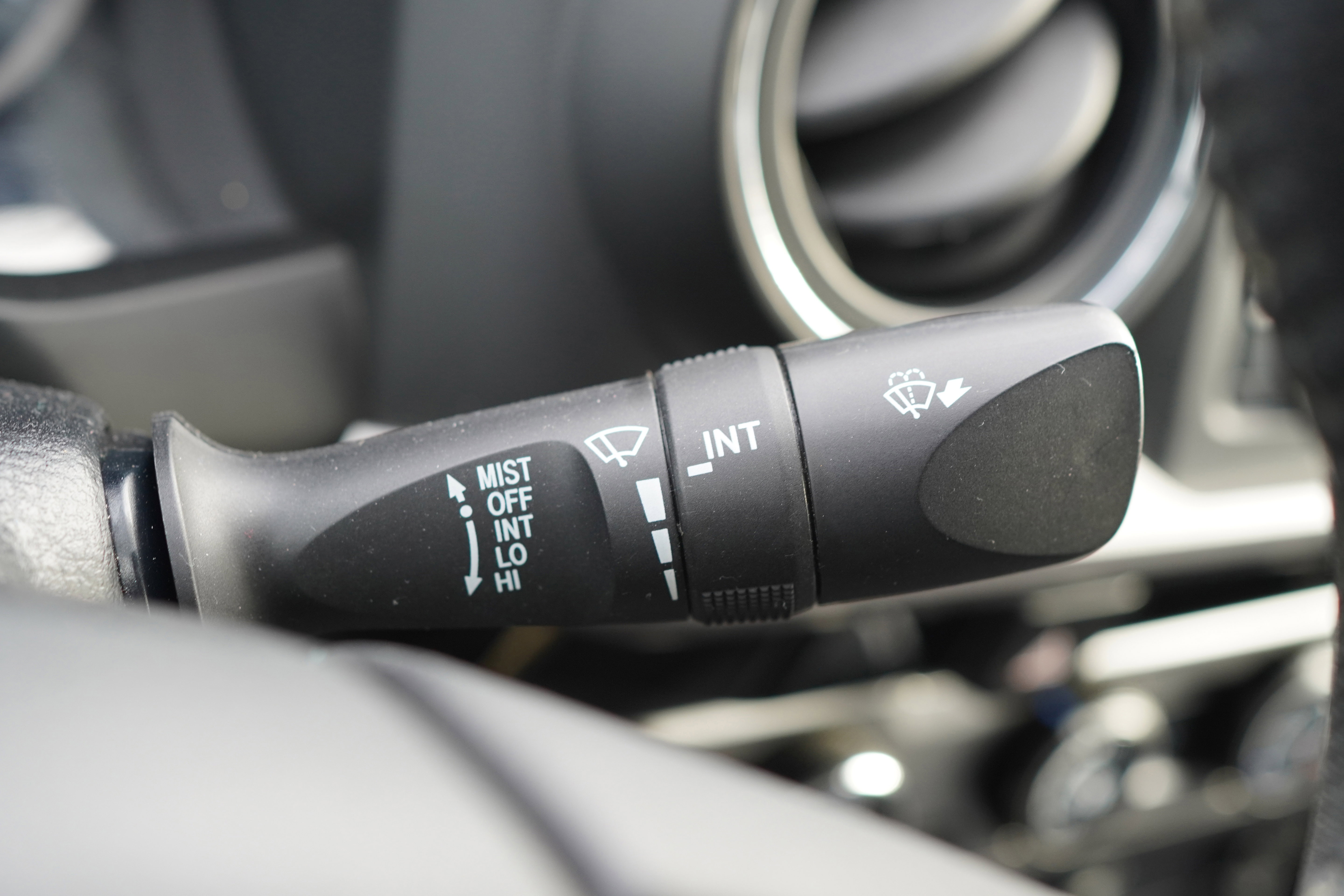 Used 2017 Toyota Tacoma SR5 image 35