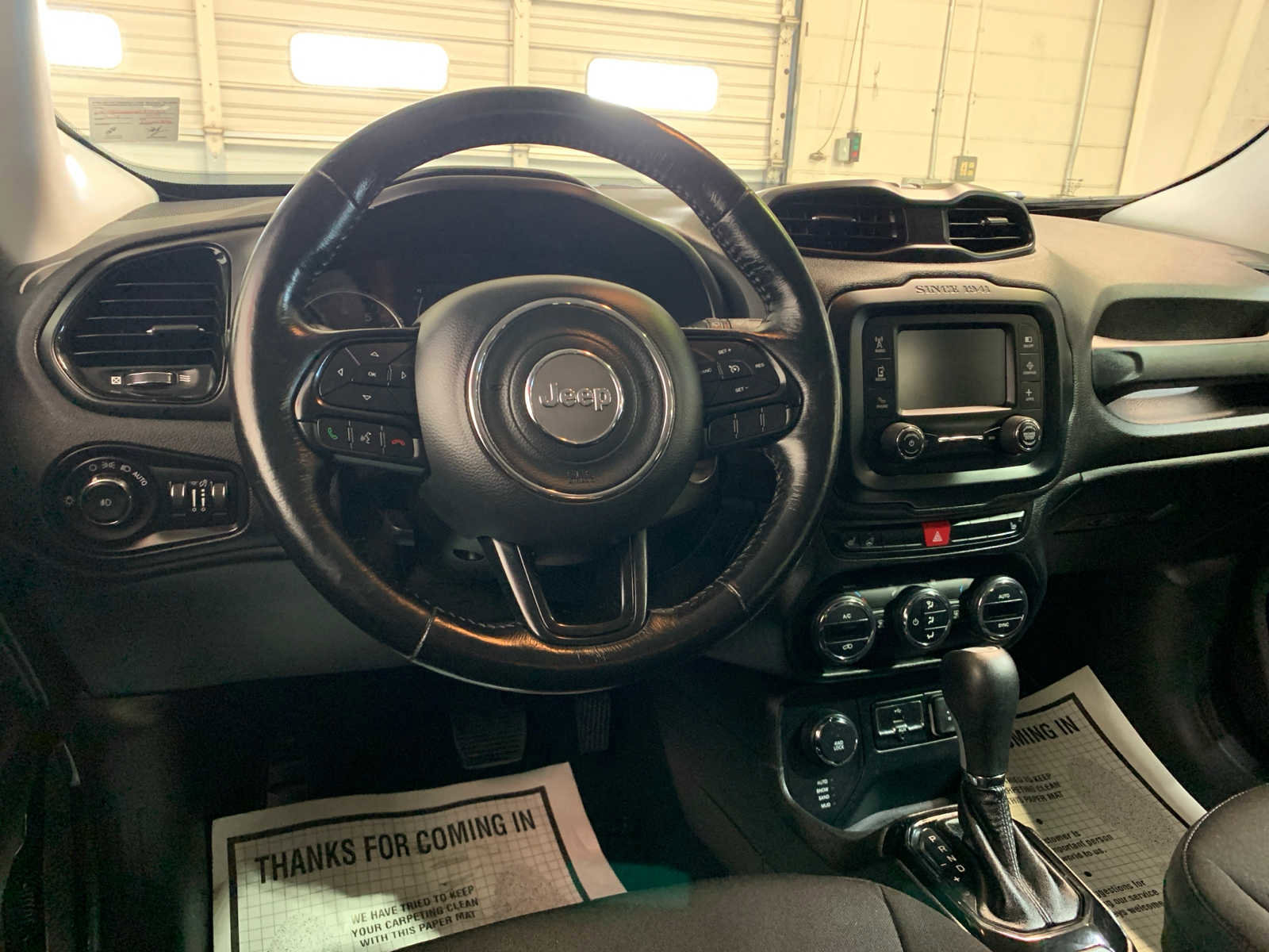 Used 2017 Jeep Renegade Altitude image 4