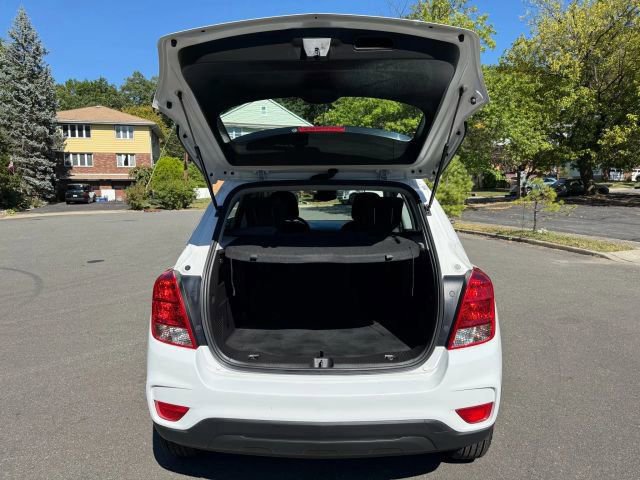 Used 2018 Chevrolet Trax LS image 6
