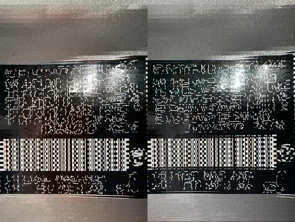 Used 2025 Toyota Prius XLE image 11