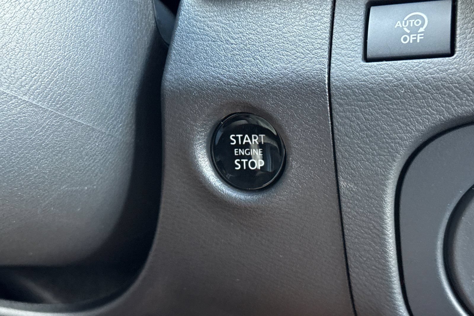 New 2026 Nissan Frontier SV w/ SV Convenience Package RWD image 18