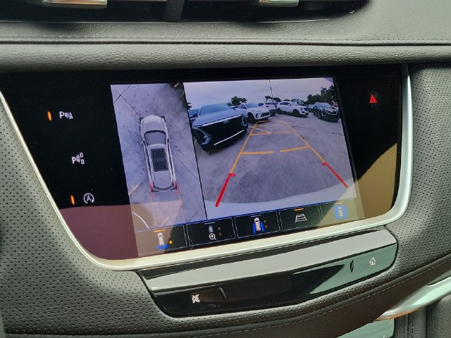 New 2026 Cadillac XT5 Premium Luxury w/ Driver Assist Package FWD image 10