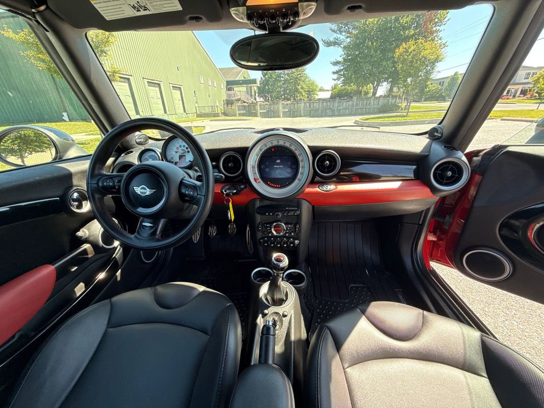 Used 2014 MINI Cooper S FWD image 18