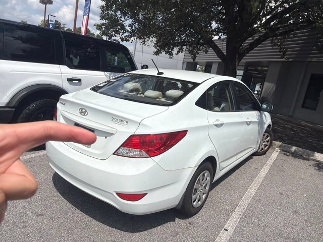 Used 2013 Hyundai Accent GLS FWD image 4