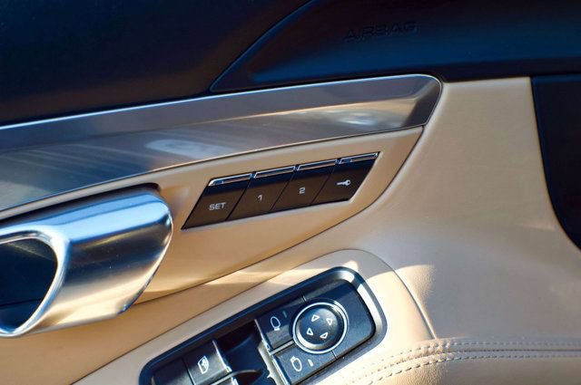 Used 2016 Porsche Cayman RWD image 40