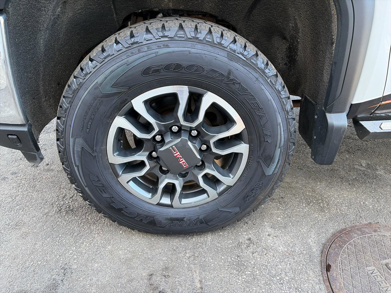 Used 2021 GMC Sierra 2500 SLE w/ SLE Value Package; image 19