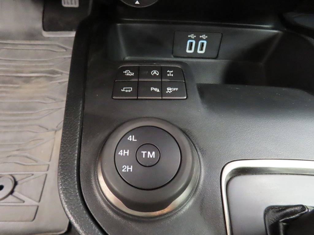 Used 2022 Ford Ranger Lariat w/ Tremor Off-Road Package AWD/4WD image 56