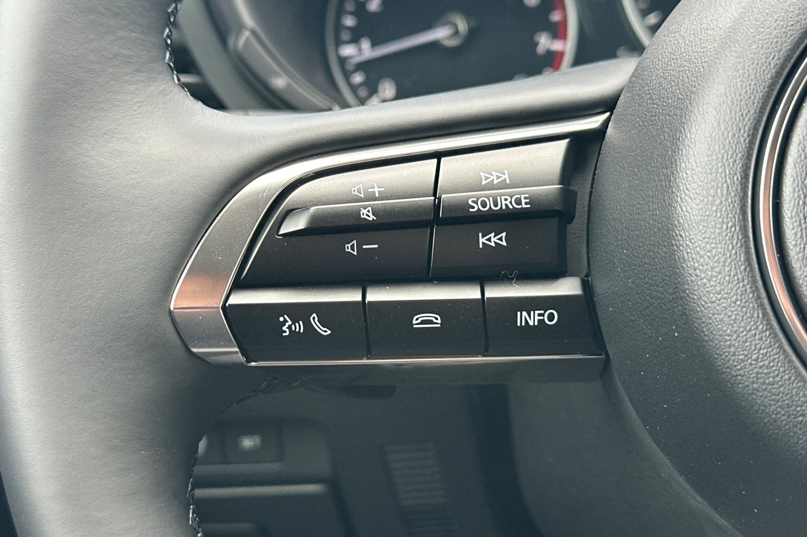 New 2026 MAZDA MAZDA3 2.5 Turbo Sedan w/Premium Plus image 27