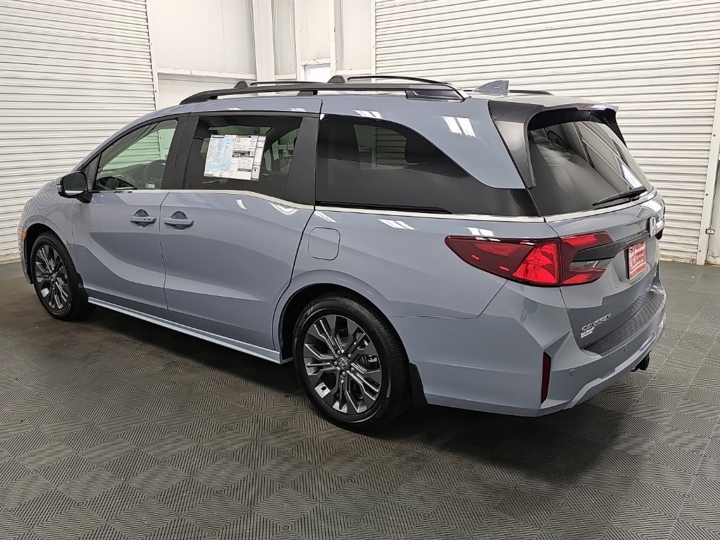 New 2027 Honda Odyssey Touring image 5