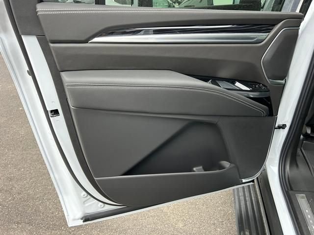 New 2026 Cadillac Escalade ESV Sport w/ Touring Package image 11