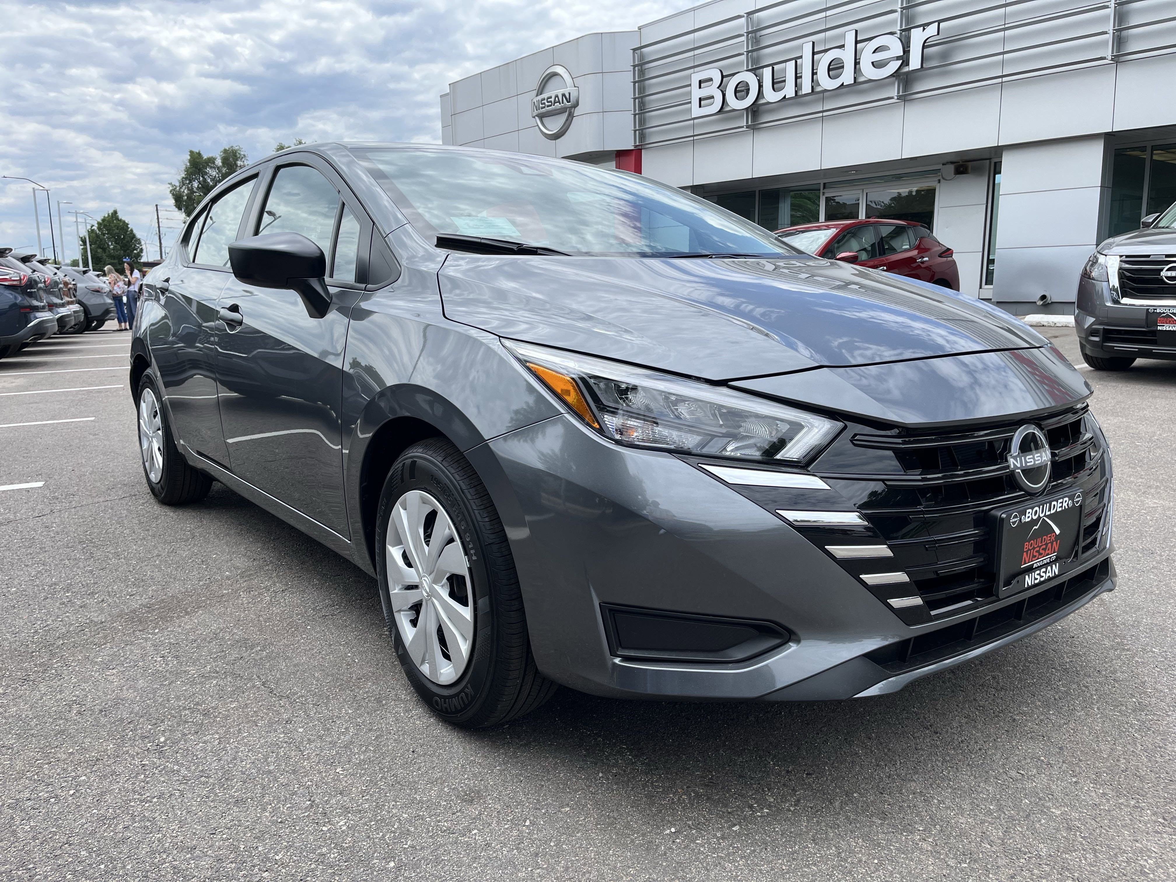 New 2025 Nissan Versa S w/ Trunk Package