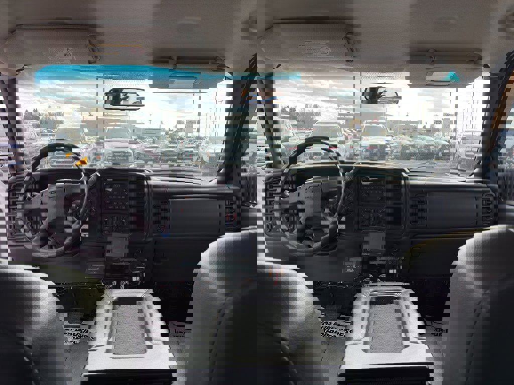 Used 2006 Chevrolet Silverado 3500 LS image 18